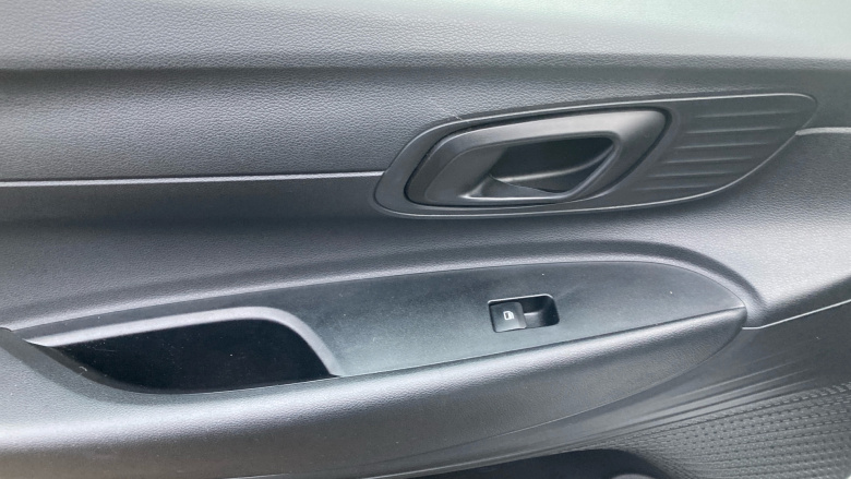 Hyundai i20 1.0T GDi 48V MHD SE Connect 5dr Petrol Hatchback